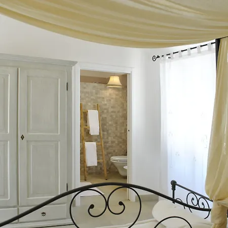 Hotel Masseria Panareo 3*