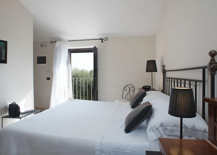 Masseria Panareo 3* אוטרנטו