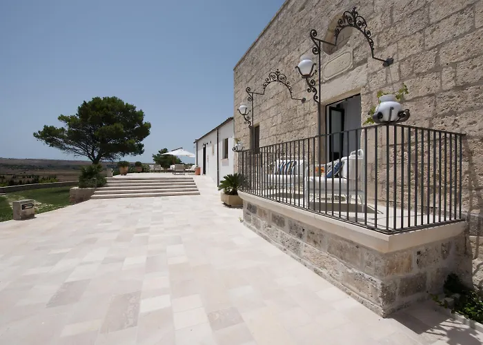 Masseria Panareo מלון 3*